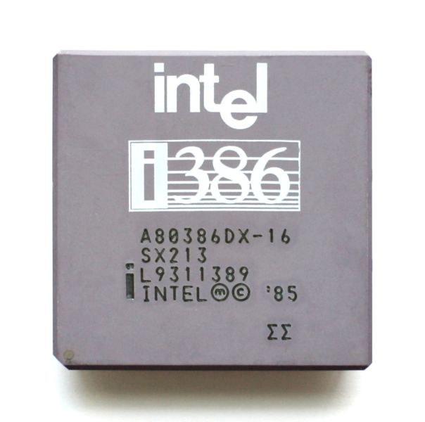 Fichier:KL Intel i386DX.jpg